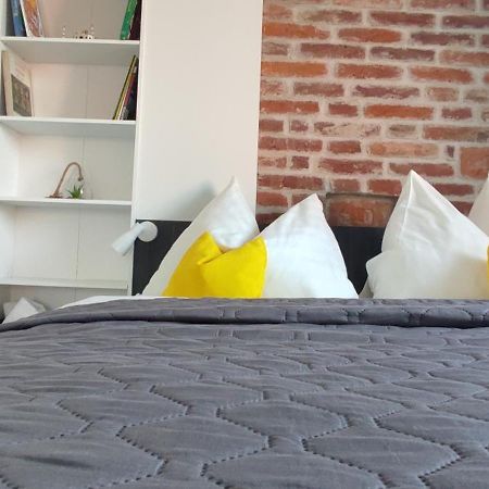 Koller Apartmanhaz Sárvár Zewnętrze zdjęcie