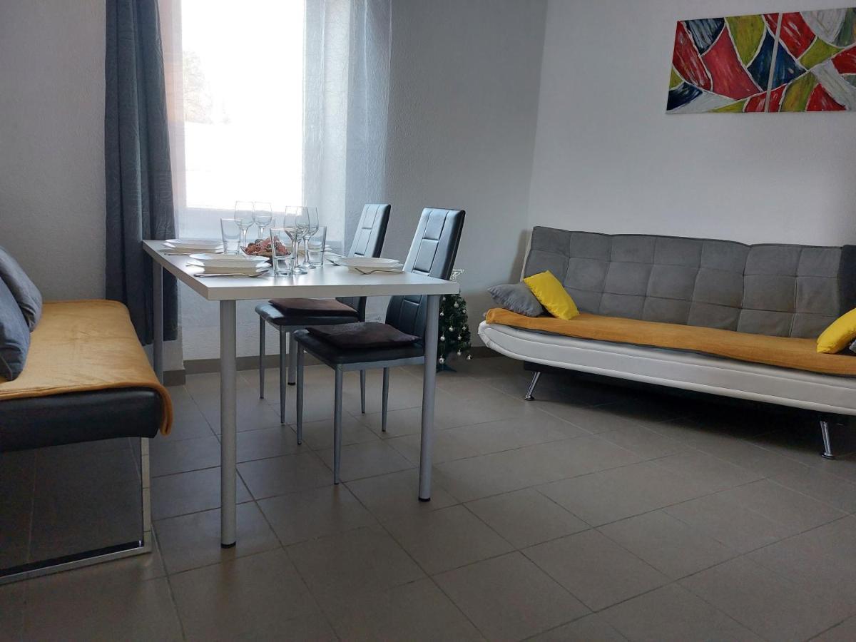 Koller Apartmanhaz Sárvár Zewnętrze zdjęcie